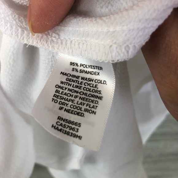 Halogen White Ruffle Front Top - Picture 6 of 6